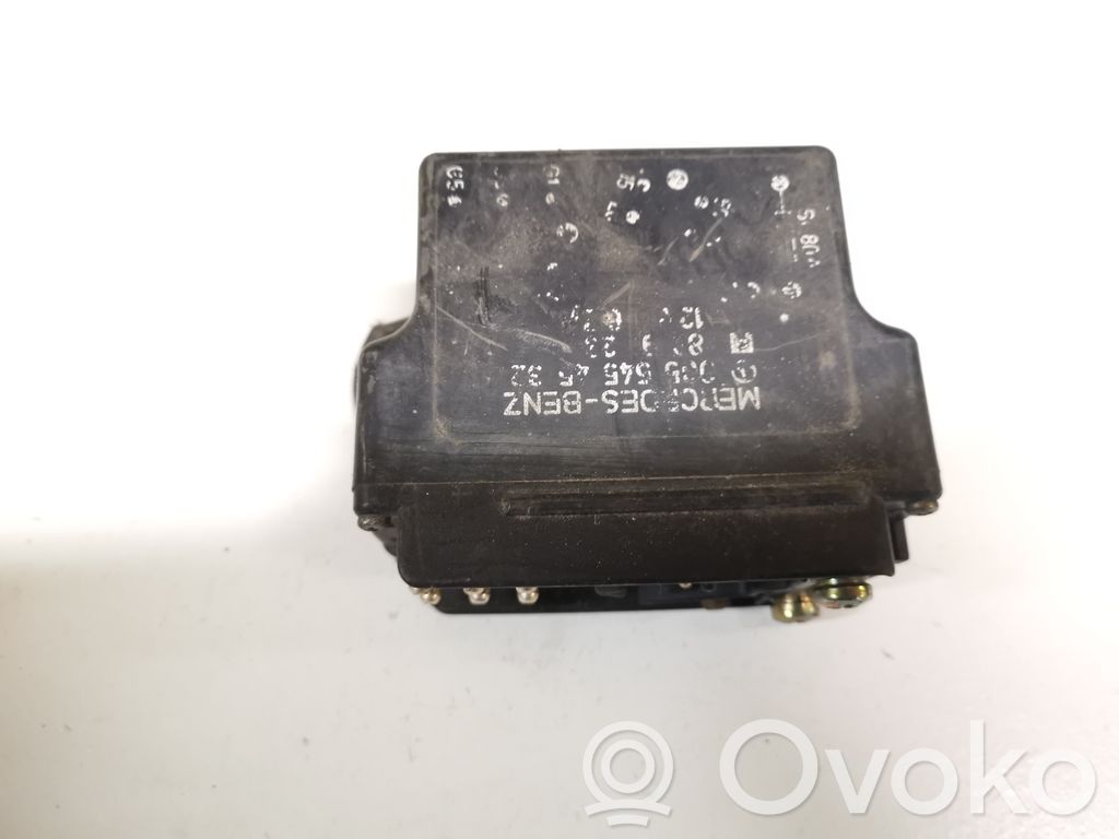 Mercedes-Benz S W140 Glow plug pre-heat relay 