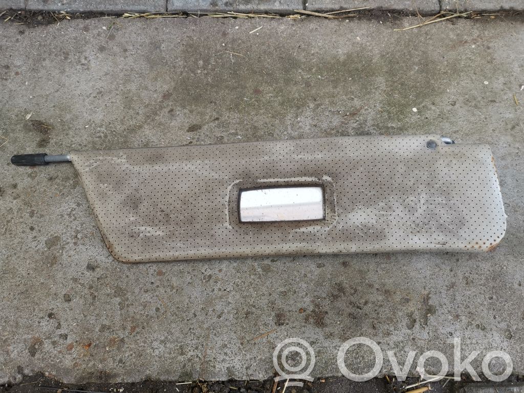 Sun visor