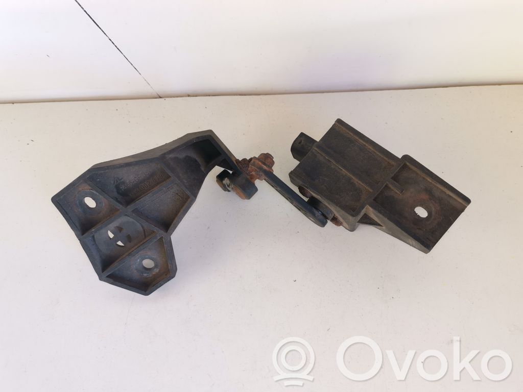 Headlight/headlamp level sensor   F014002819