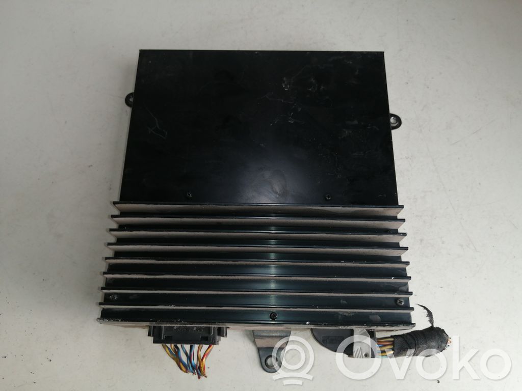 BMW 5 E39 Garso stiprintuvas 