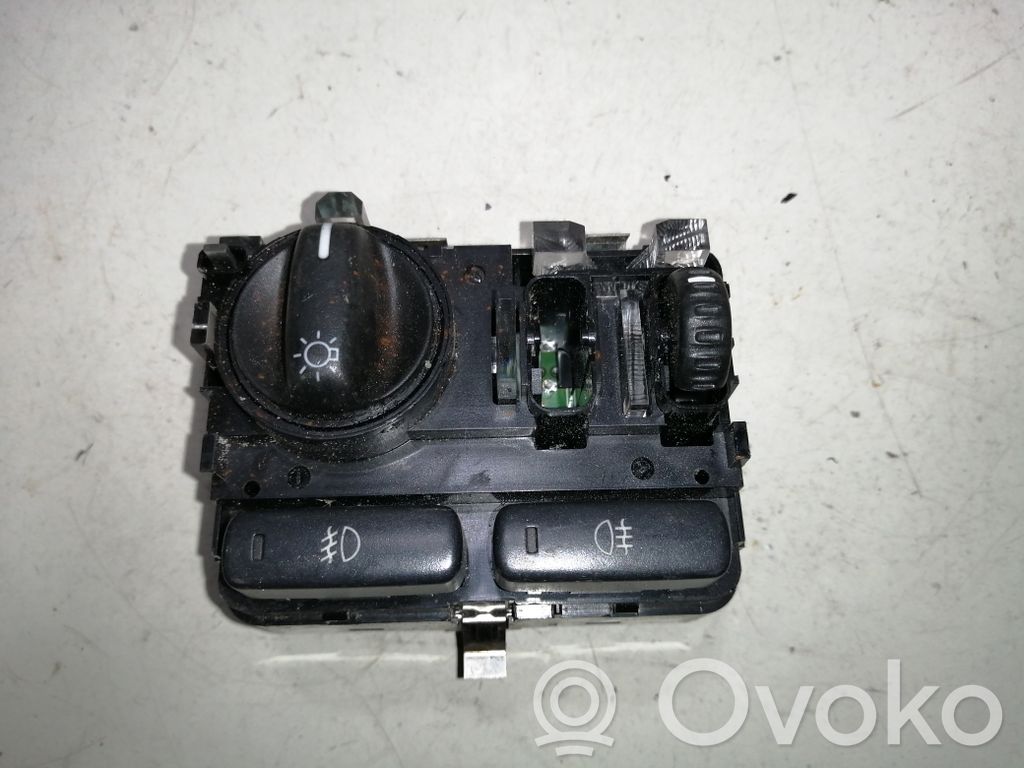 Volvo XC90 Light switch 