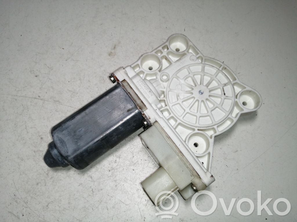 BMW 7 E65 E66 Asa reguladora de la puerta trasera 