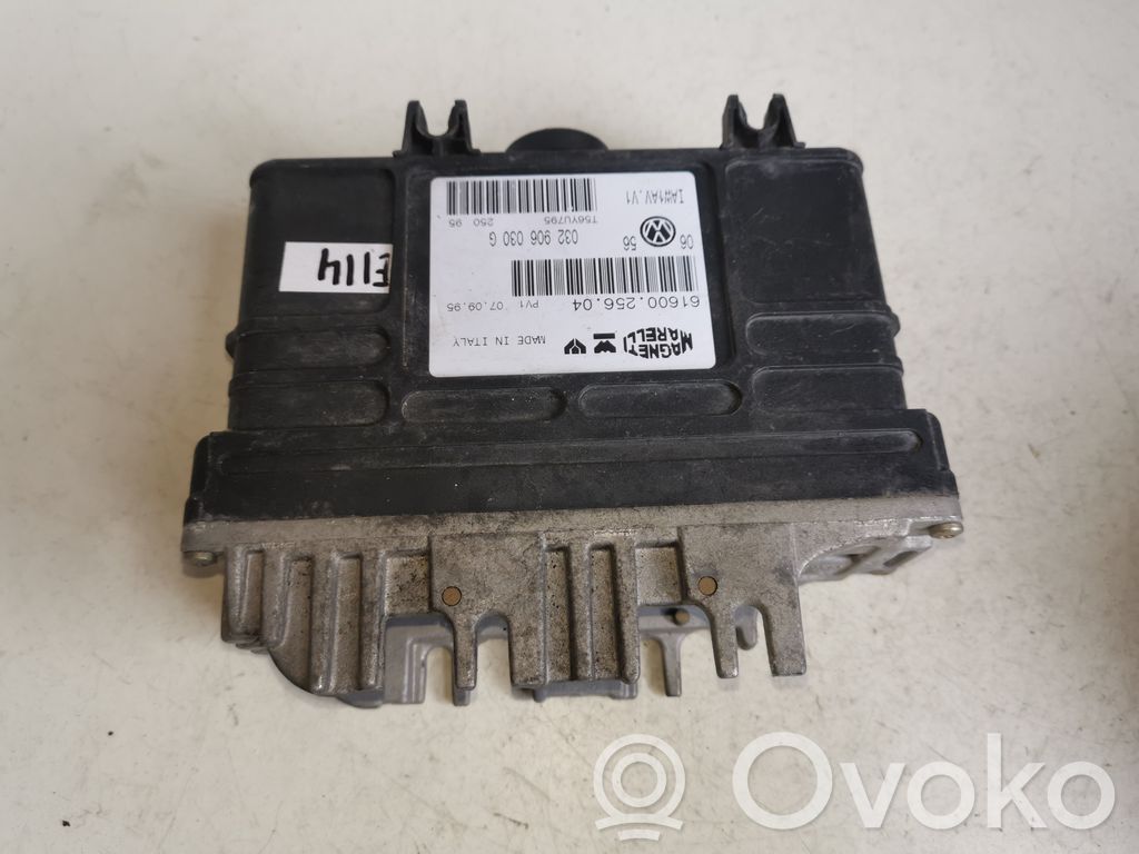 Volkswagen Golf III Engine control unit/module 