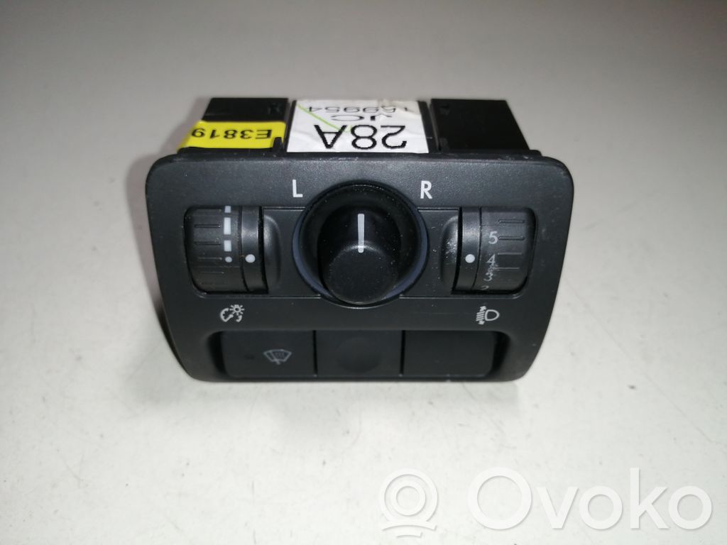 Subaru Outback Wing mirror switch 