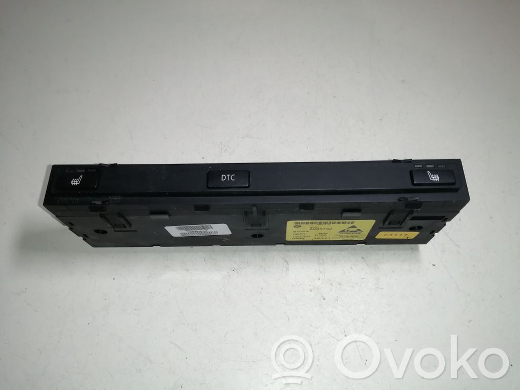 BMW 5 E60 E61 Sēdekļu apsildes slēdzis 