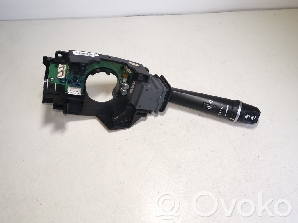 Volvo XC90 Wiper control stalk 