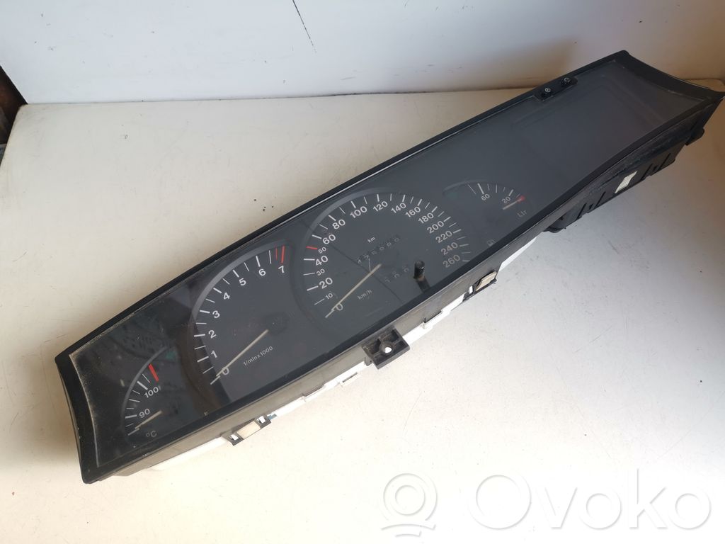 Opel Omega B2 Licznik / Prędkościomierz 