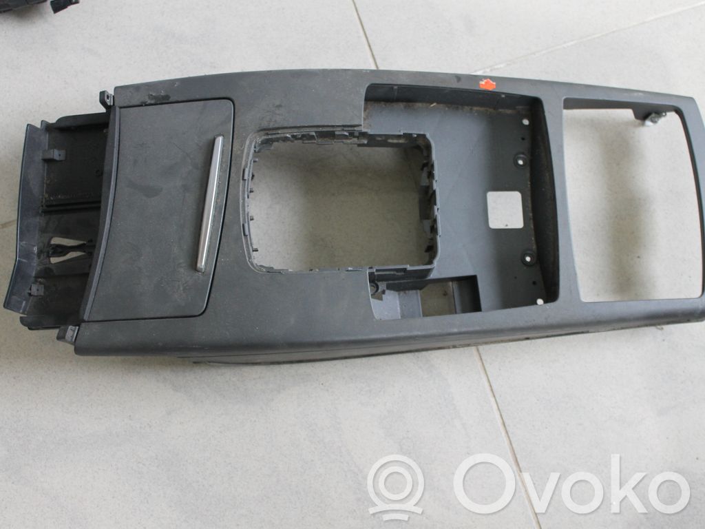 Audi A6 S6 C6 4F Consola central 