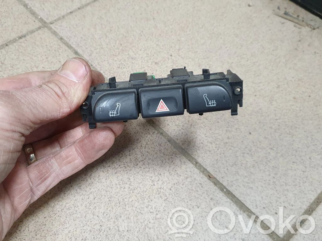 Jaguar X-Type Hazard light switch 
