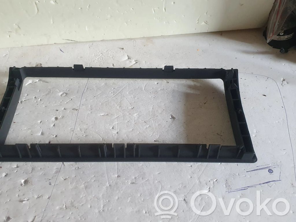 BMW X5 E53 Radio/GPS head unit trim 