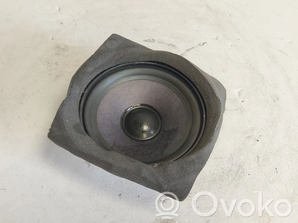 BMW 5 E39 Front door speaker 