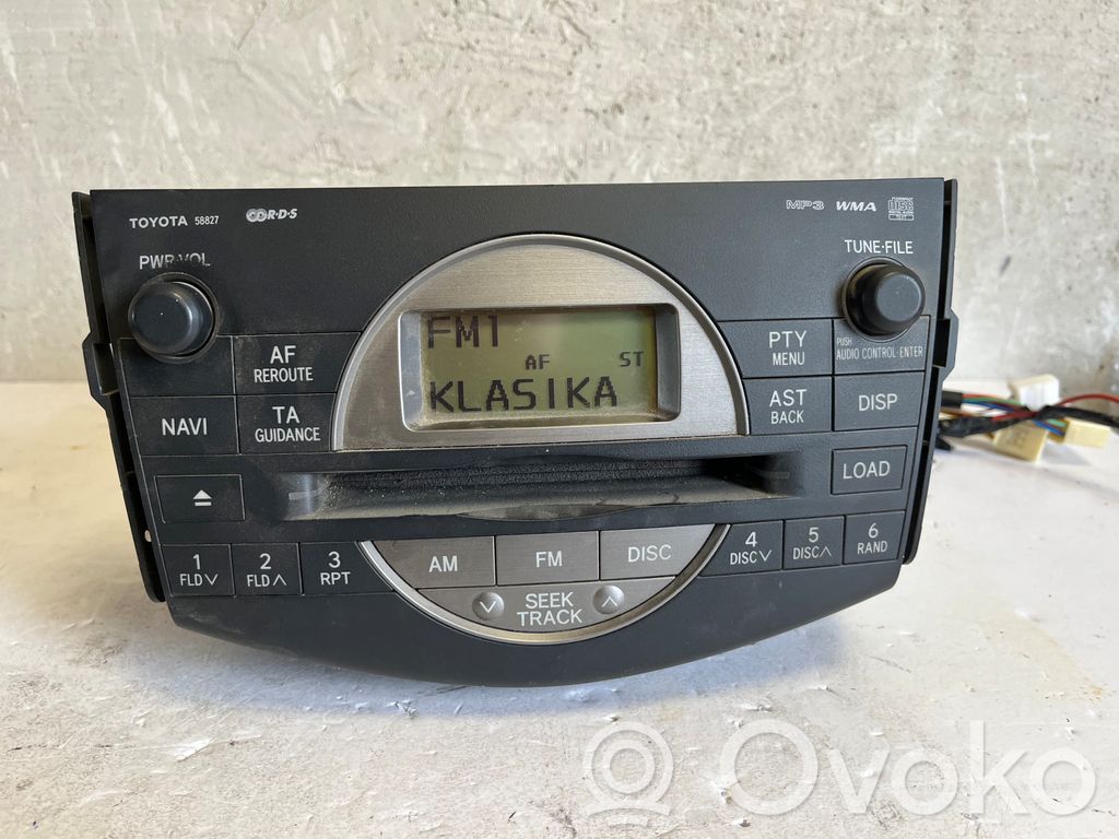 Toyota RAV 4 (XA30) Panel / Radioodtwarzacz CD/DVD/GPS 