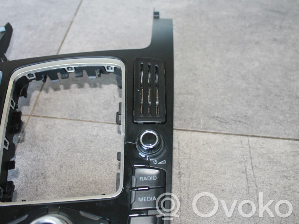 Audi A4 S4 B8 8K Osłona dźwigni hamulca ręcznego 