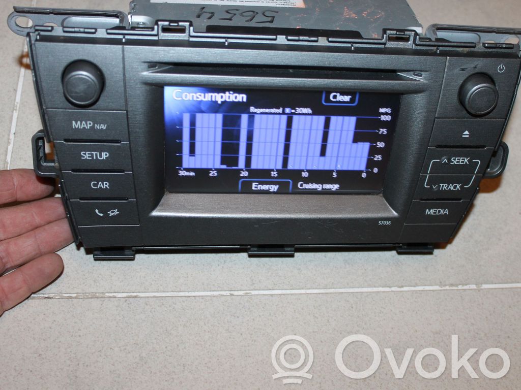 Toyota Prius (XW30) Panel / Radioodtwarzacz CD/DVD/GPS 