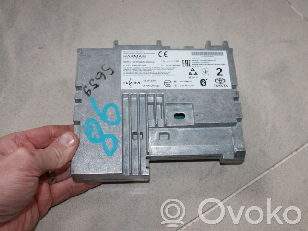 Toyota Auris E180 Stacja multimedialna GPS / CD / DVD 