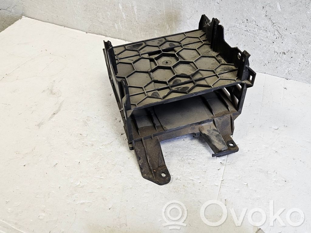 Audi A5 8T 8F Sound amplifier holder/bracket 