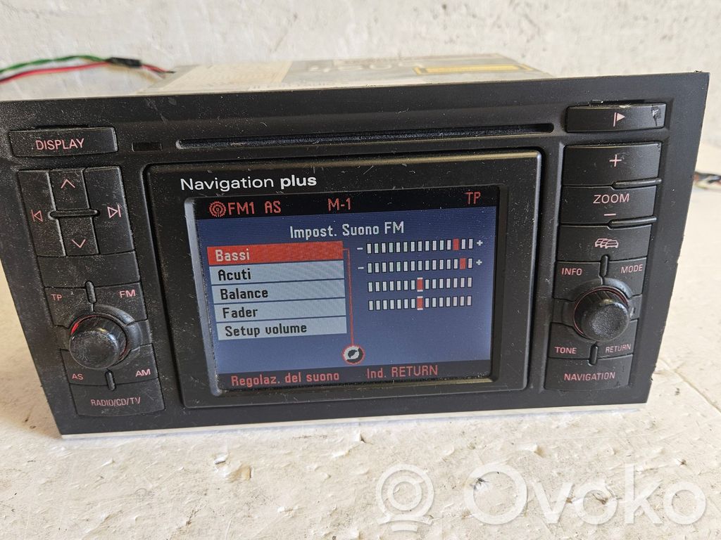 Audi A4 S4 B6 8E 8H Radio/CD/DVD/GPS head unit 