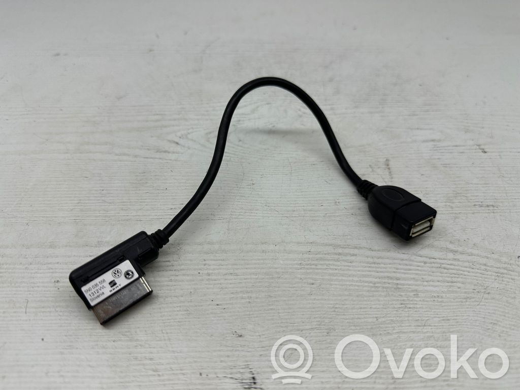 Gniazdo / Złącze USB   5N0035558,1312WL