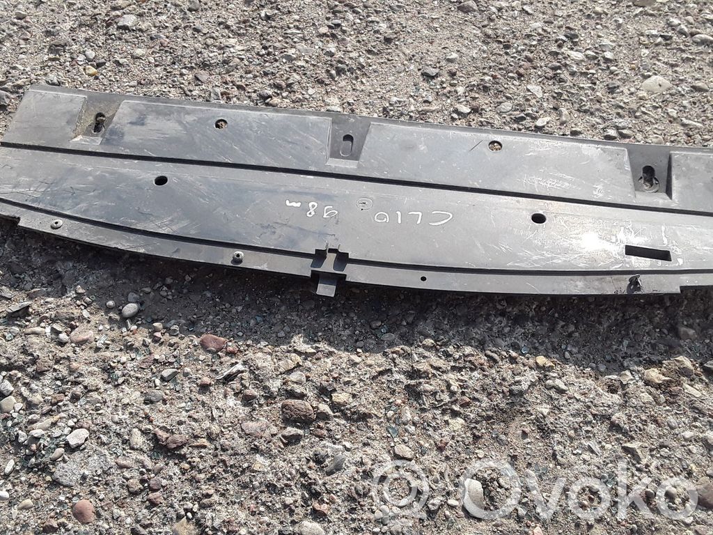 Renault Clio II Etupuskurin alustan pohjalevy 