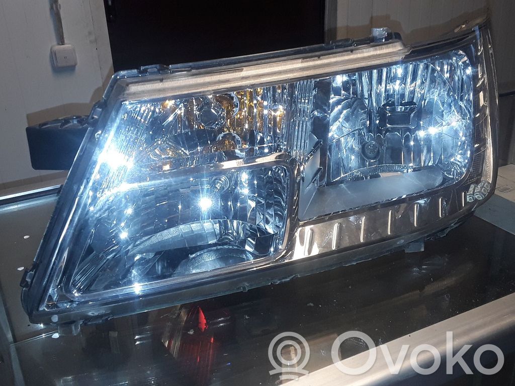 Dodge Journey Phare frontale 