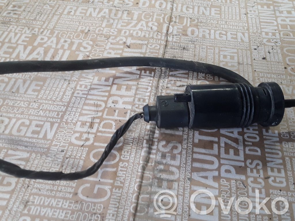 Windscreen/windshield washer pump   05152076AC