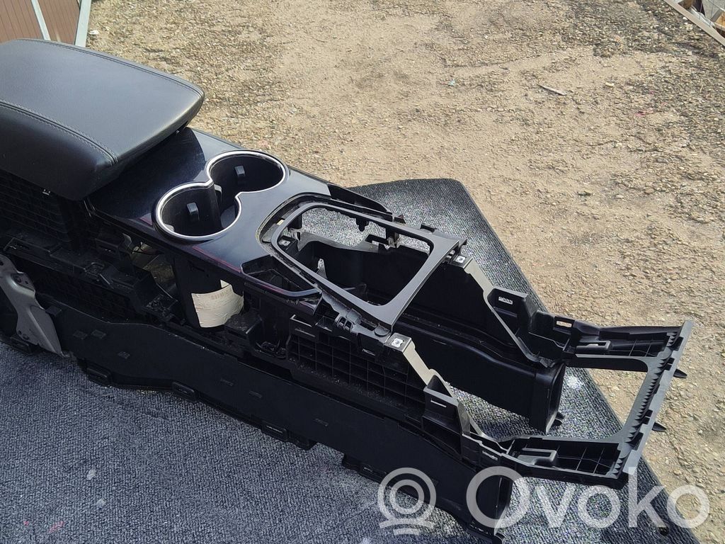 Ford S-MAX Center console 