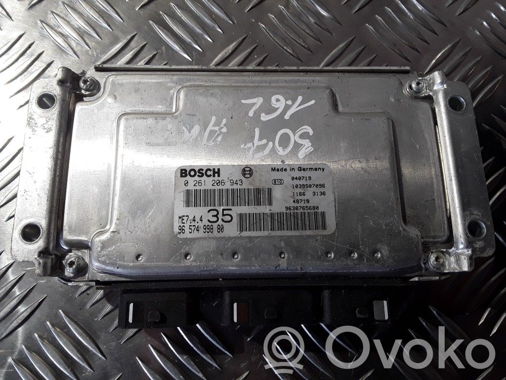 Engine control unit/module   0261206943,9657499880