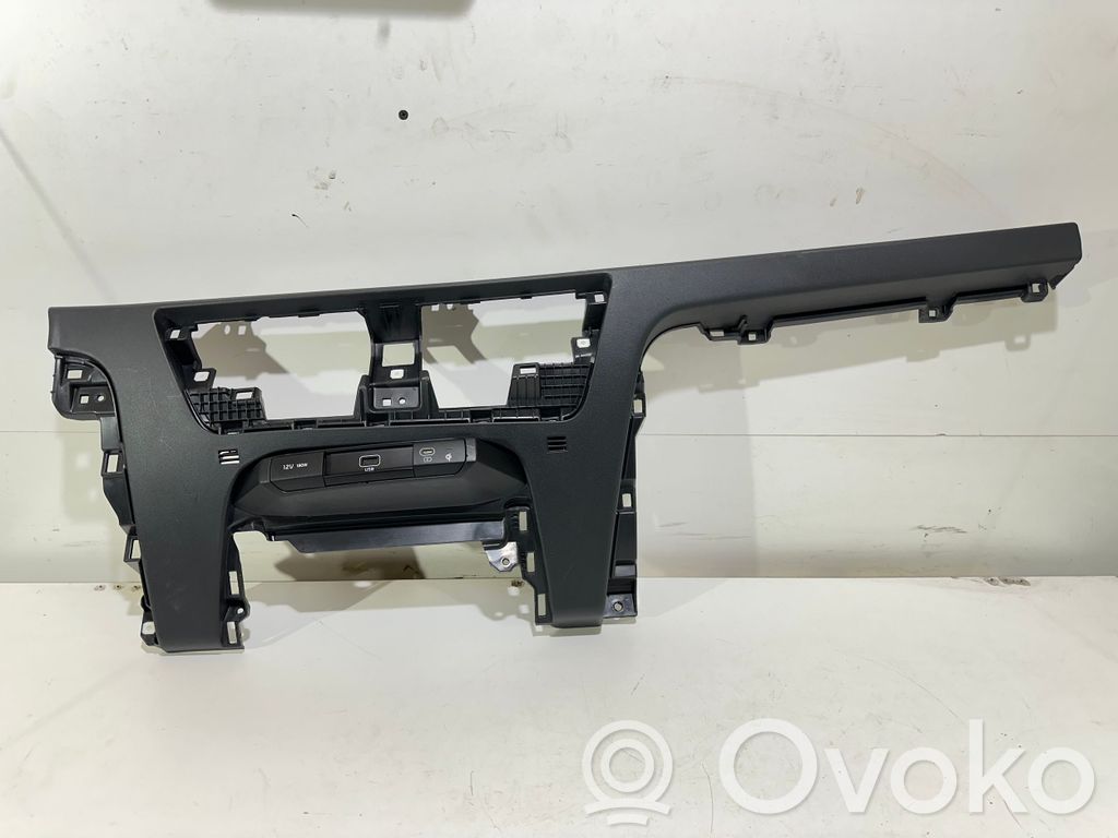 KIA Niro Panel trim 
