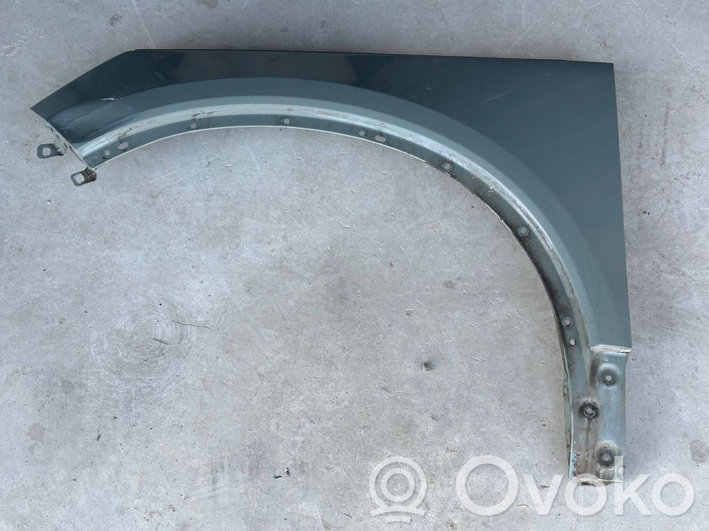 Volvo XC40 Spārns 