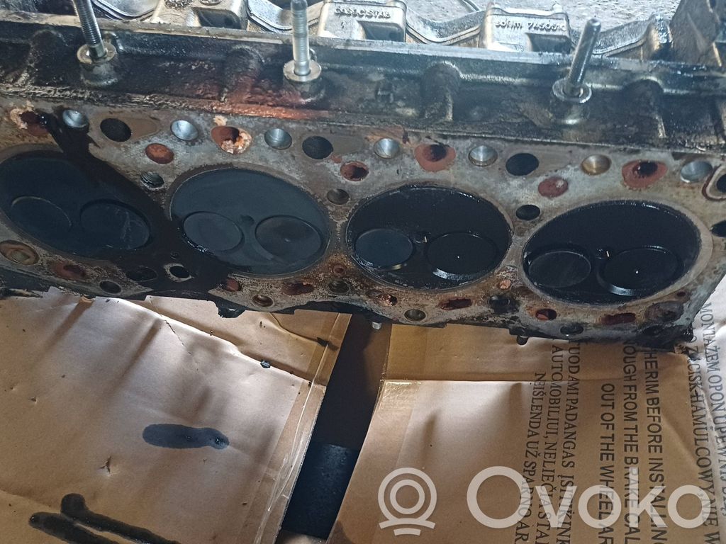 Engine head   GAS9C1STAB