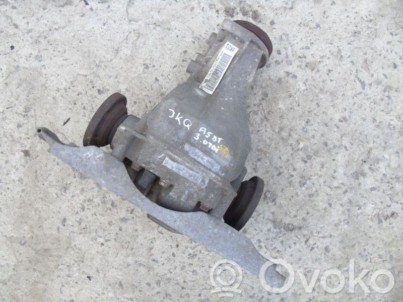 Audi A5 8T 8F Galinis reduktorius 