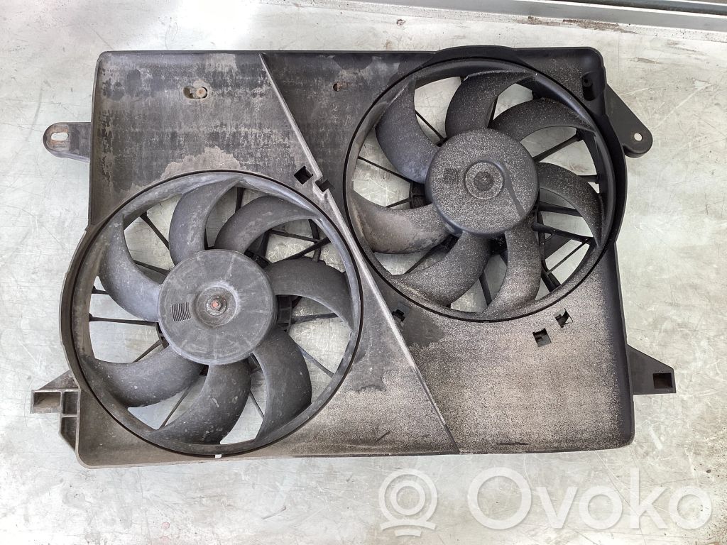 Chrysler 300 - 300C Ventilatoru komplekts 