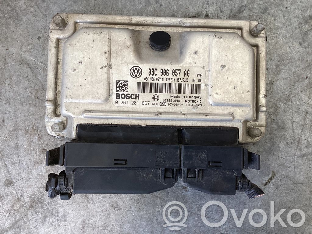 Volkswagen Polo IV 9N3 Engine control unit/module 