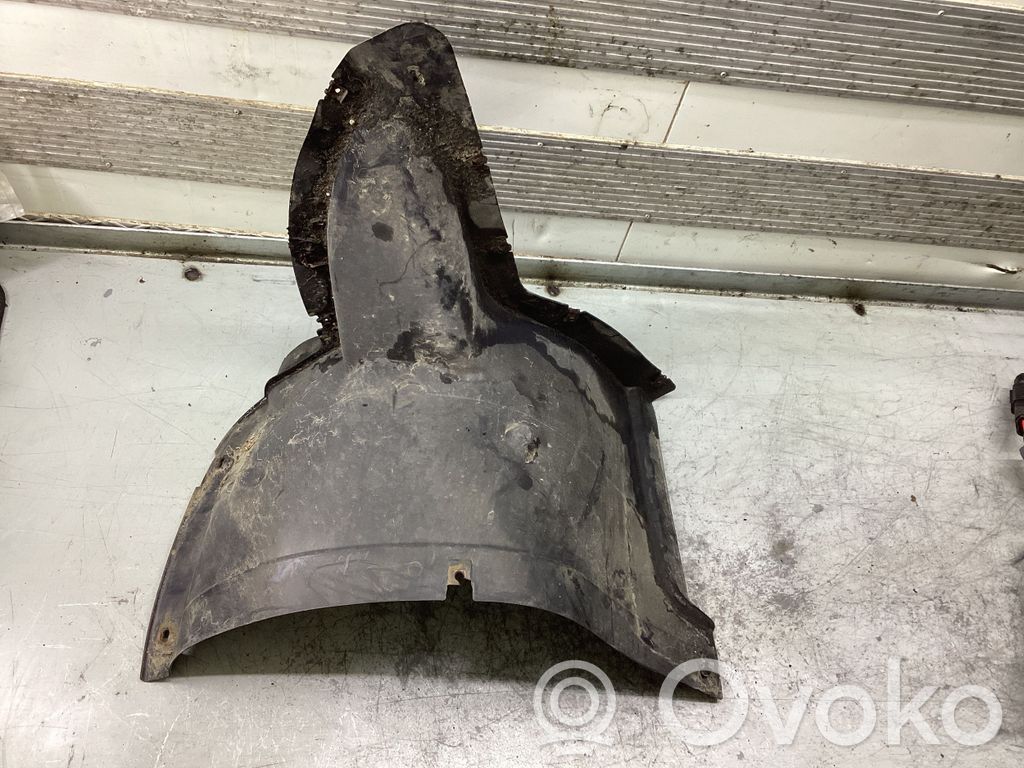 Skoda Octavia Mk2 (1Z) Rivestimento paraspruzzi passaruota anteriore 