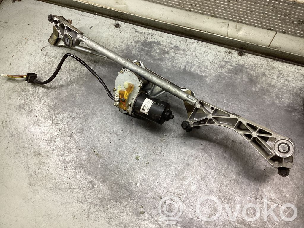 Mercedes-Benz C W203 Front wiper linkage and motor 