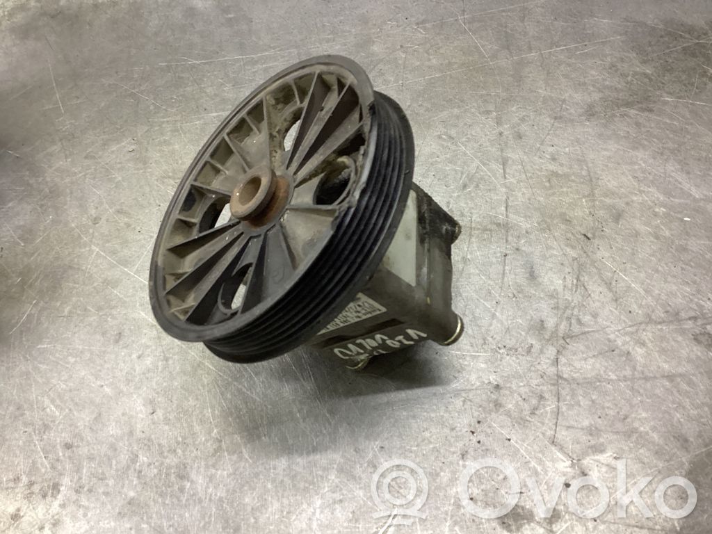 Volvo V70 Ohjaustehostimen pumppu 