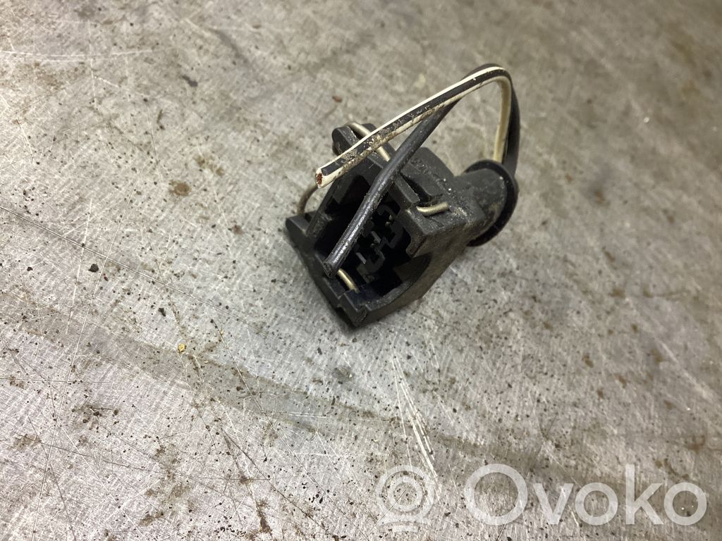 Windscreen/windshield washer pump   9148067