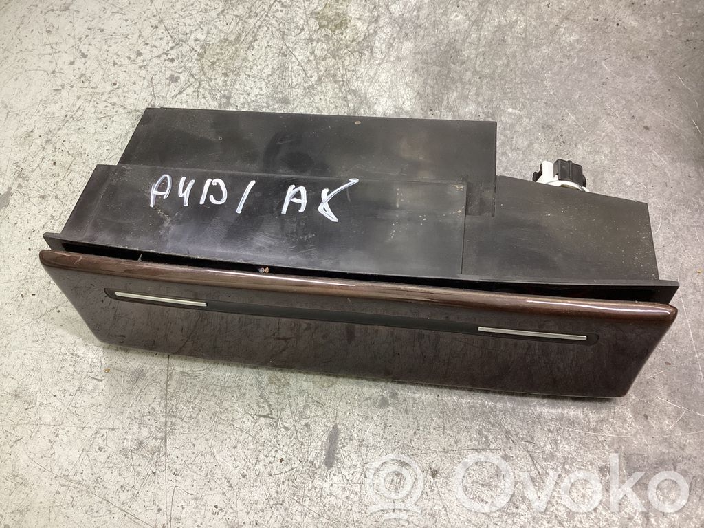 Audi A8 S8 D3 4E Aschenbecher 