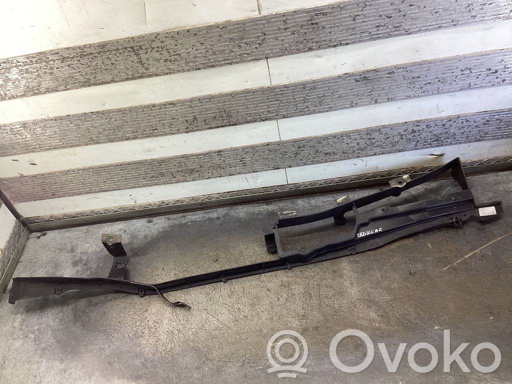 Cadillac SRX Wiper trim 