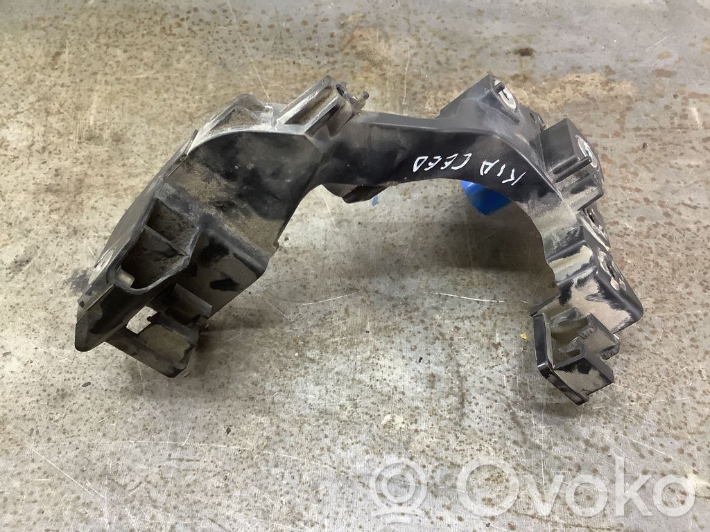 Headlight/headlamp mounting bracket   ET013E,95710,1R000