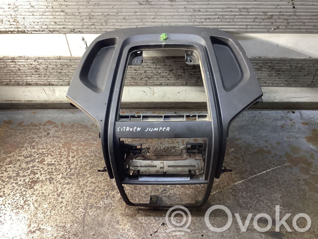 Citroen Jumper Ramă centrală panou bord 
