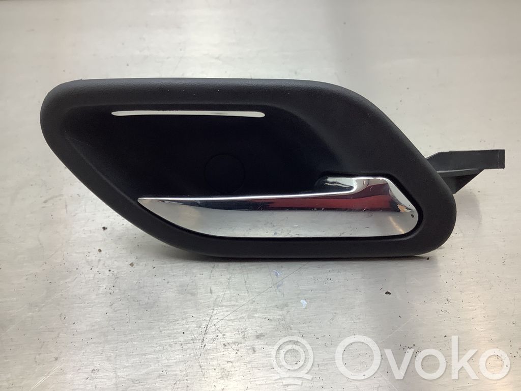 Front door interior handle   8239476