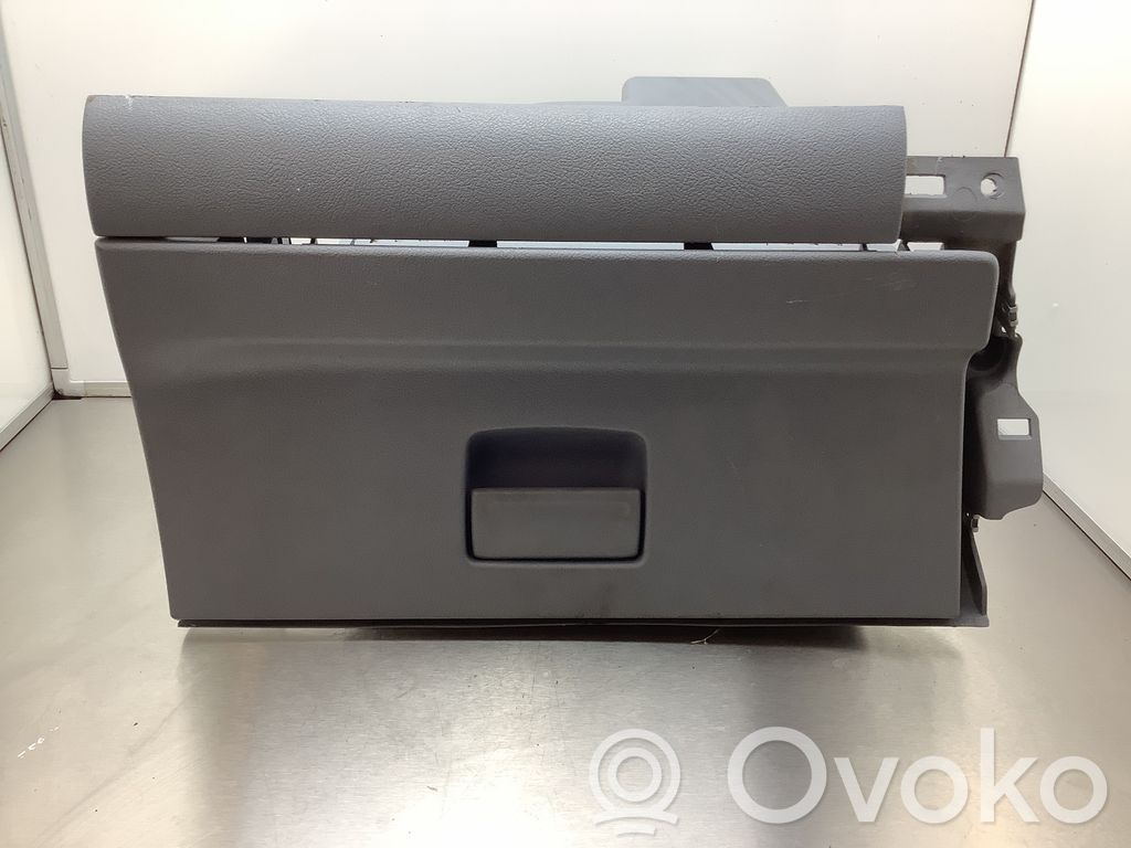 Guantera   6M21U04406