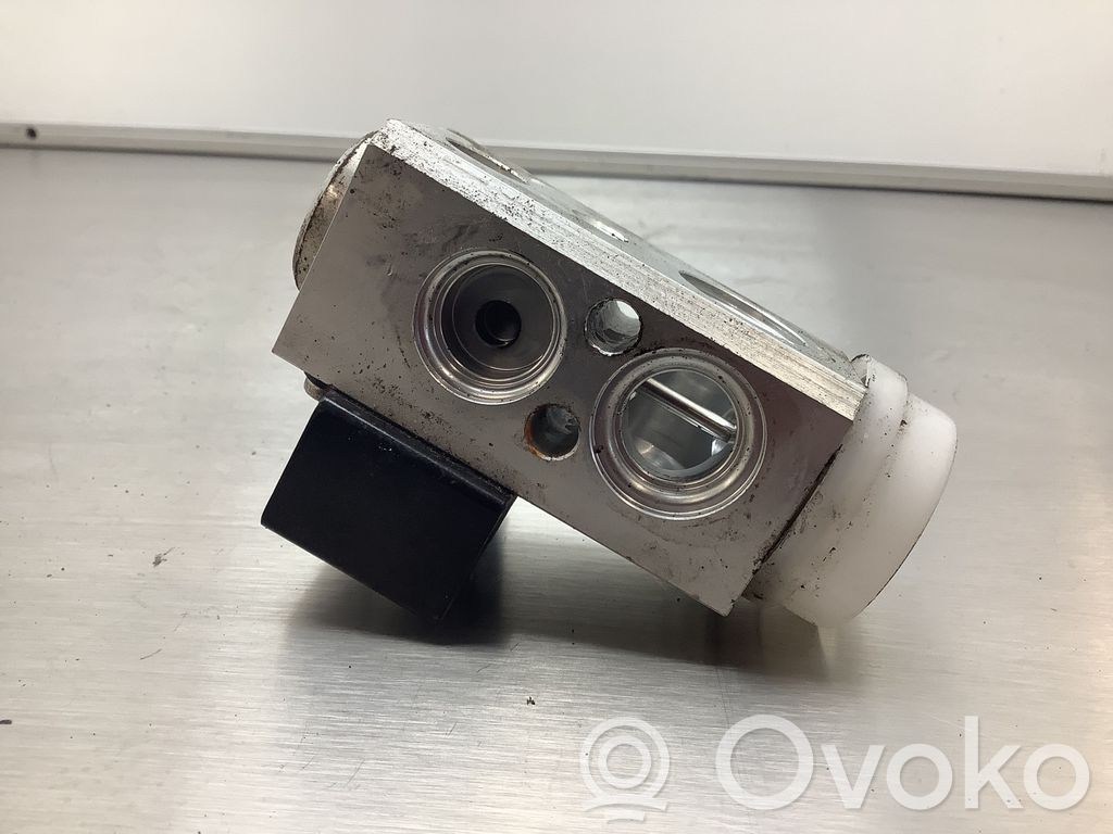 KIA EV6 Ilmastointilaitteen laajennusventtiili (A/C) 