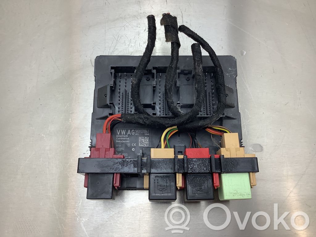 Volkswagen Touran II Comfort/convenience module 