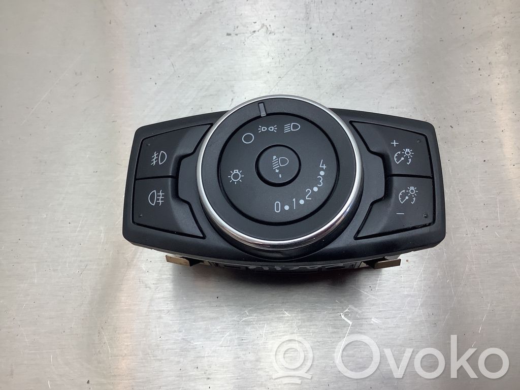 Ford Focus Light switch 