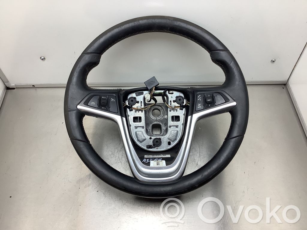 Opel Astra J Vairas 