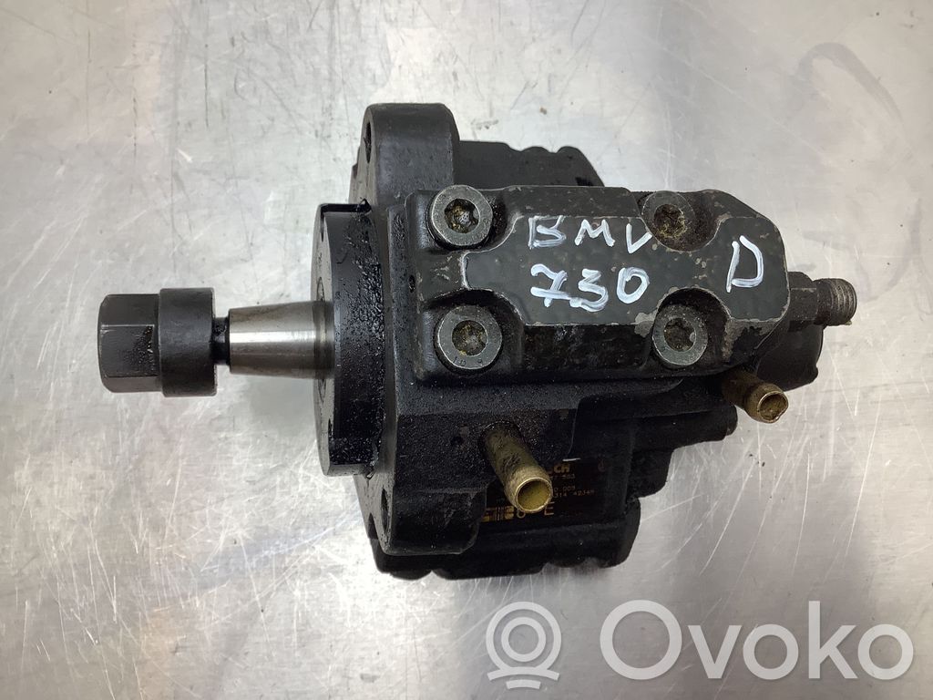 BMW 7 E38 Polttoaineen ruiskutuksen suurpainepumppu 
