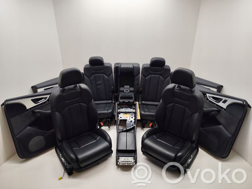 Interior set   272KM