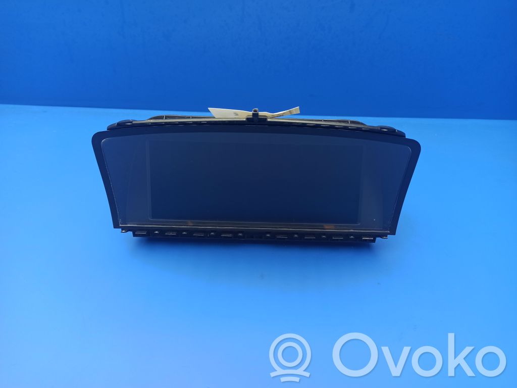Bildschirm / Display / Anzeige   6967626,8385449,65826967626